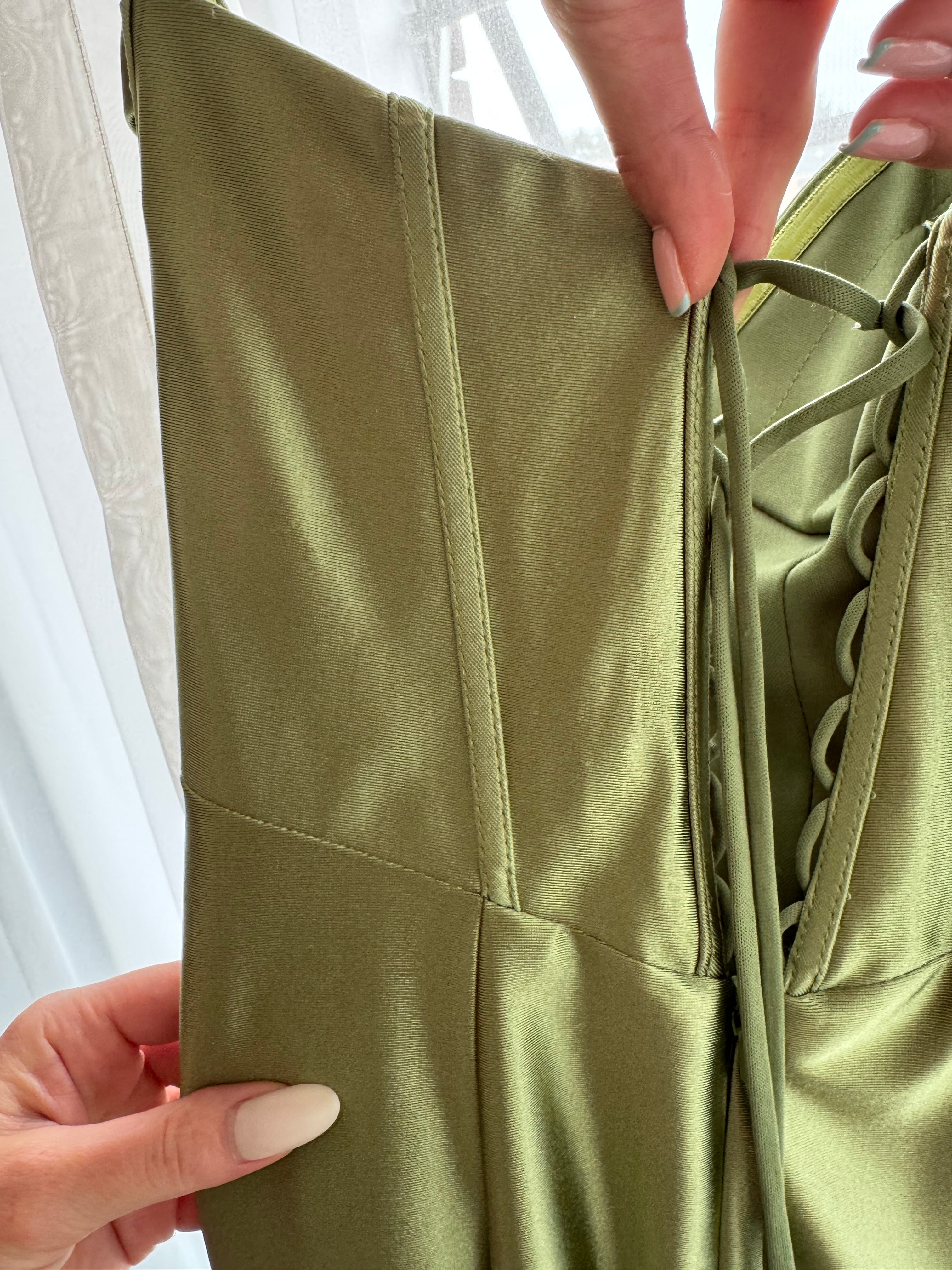 GREENERY STRAPLESS LUXE SATIN FITTED GOWN- CD338 (SHOWROOM SALE)