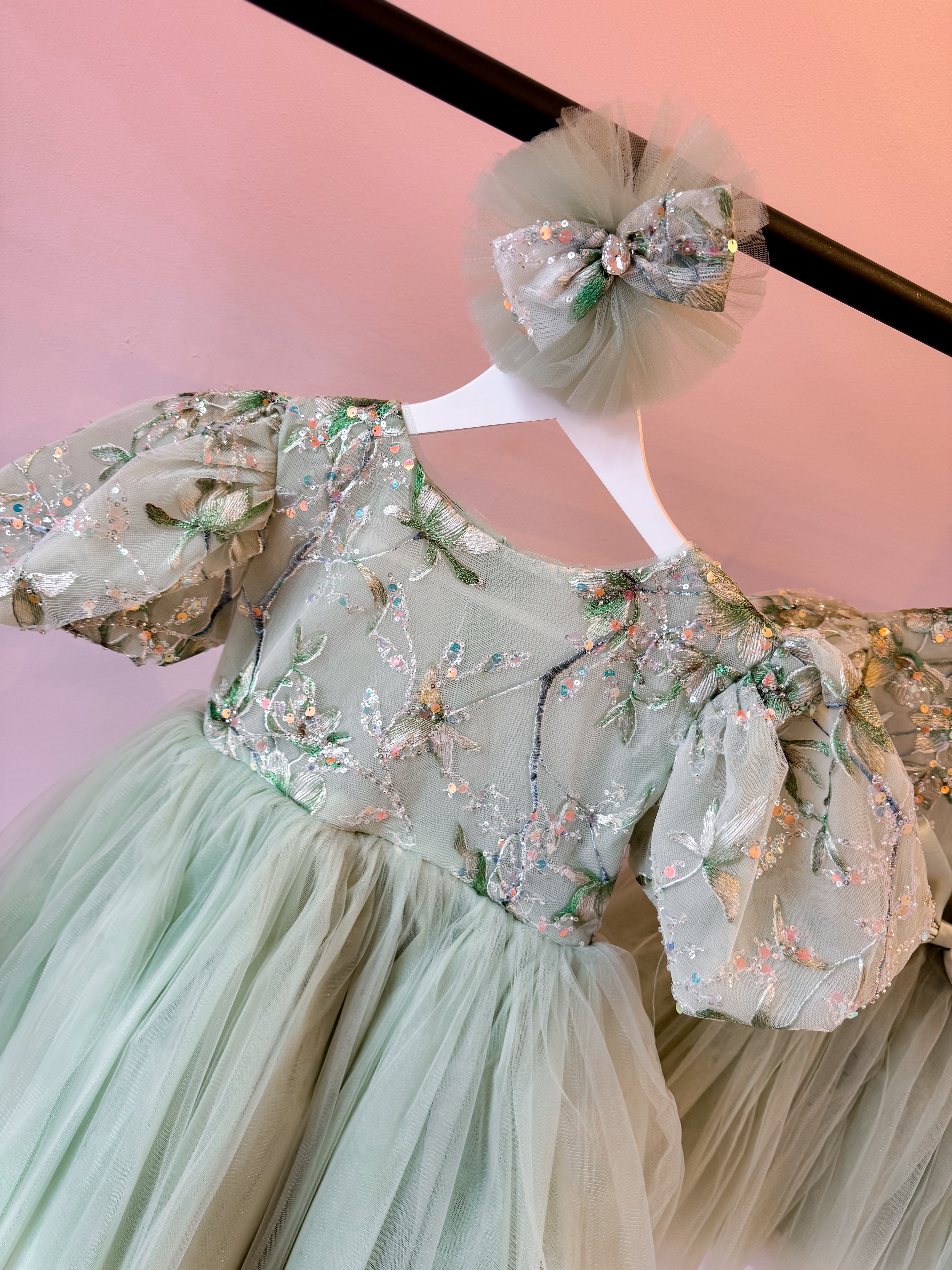 DELILAH (SHOWROOM SALE)