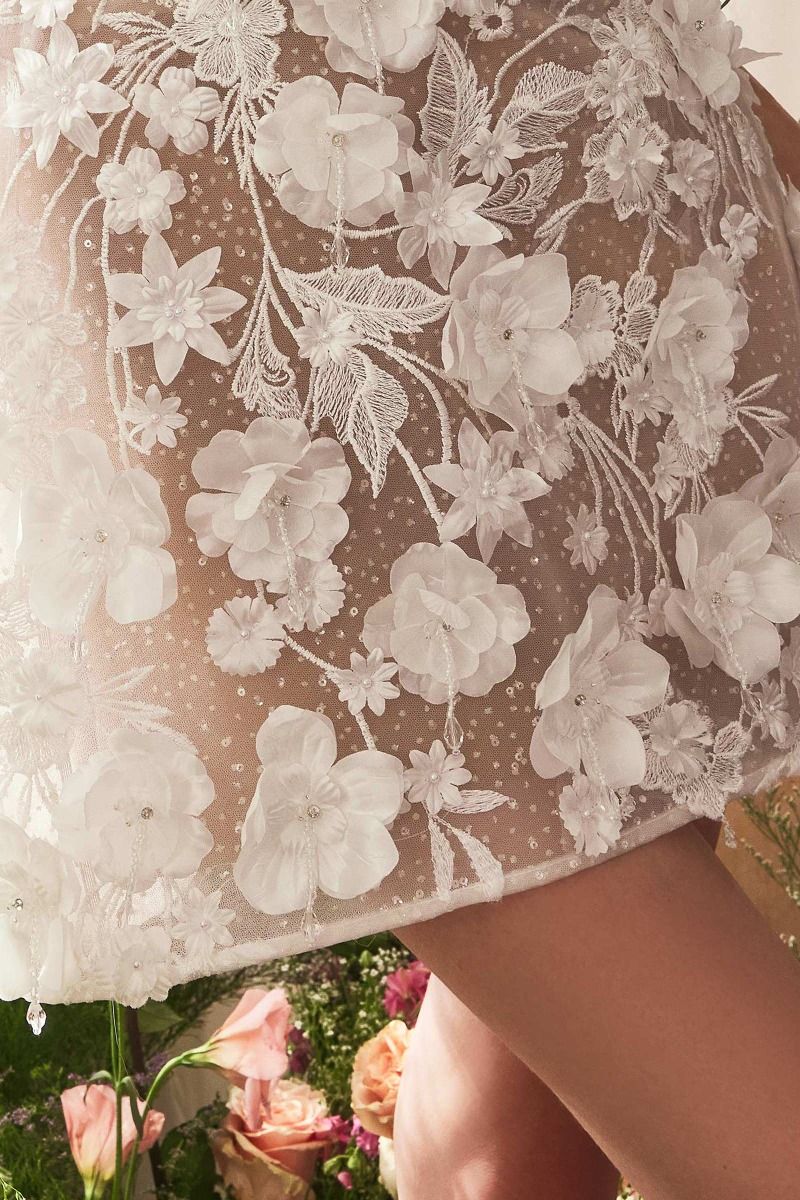 DIMENSIONAL FLORAL & LACE STRAPLESS SHORT BRIDAL MIDI DRESS- WL085