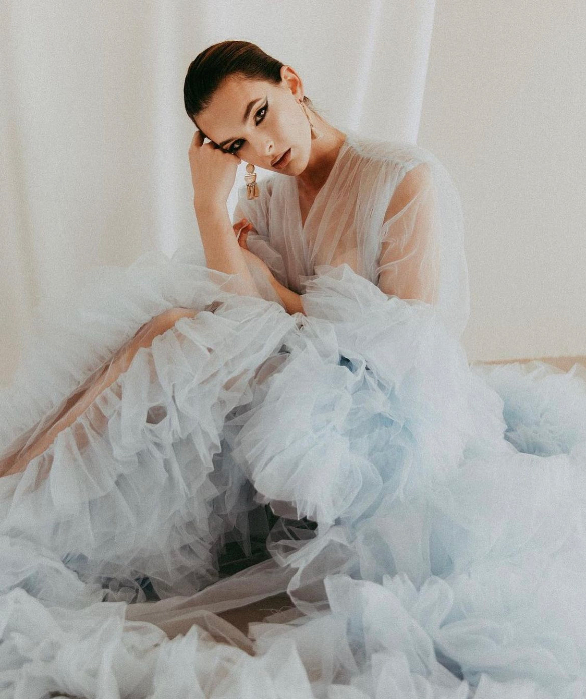 LUXURY TULLE ROBE (RENTAL)