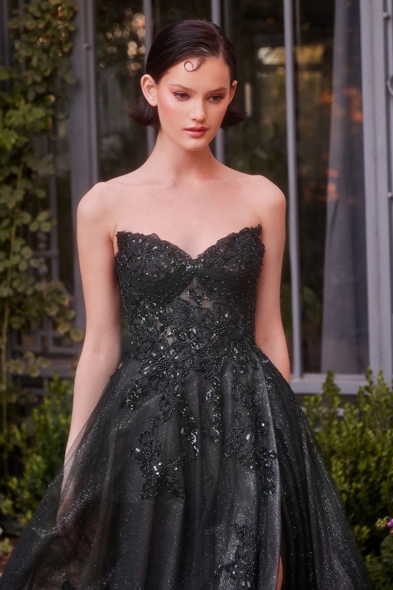 STRAPLESS LAYERED TULLE BALL GOWN- A1378