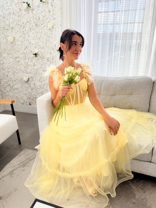 LIGHT YELLOW TULLE CORSET DRESS (RENTAL)