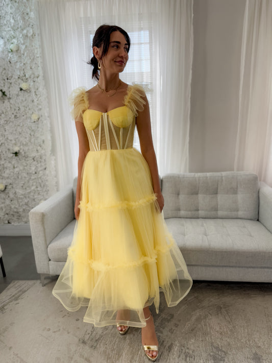 LIGHT YELLOW TULLE CORSET DRESS (RENTAL)